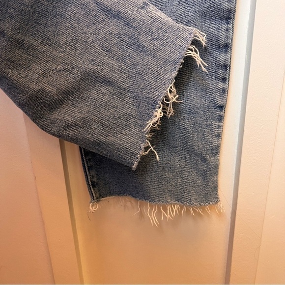 Hollister Womens Jeans Ultra High Rise Vintage Straight Distressed 7 R 28W x 27L - Picture 4 of 11